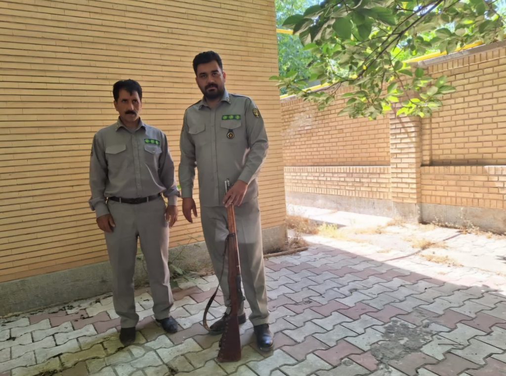 کشف وضبط یک قبضه اسلحه ازمتخلفین زیست محیطی درمنطقه شکار و صیدممنوع گرین کوه سلسله